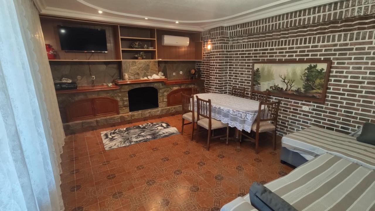 Big Penthouse For 10 Per *